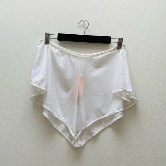 Vintage - White Lounge Shorts - Picture 4 of 5